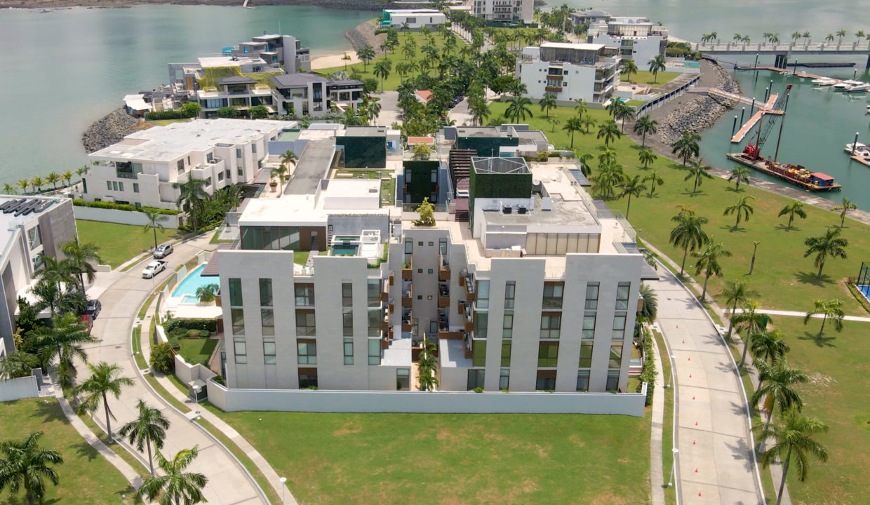 OCEAN REEF (10)