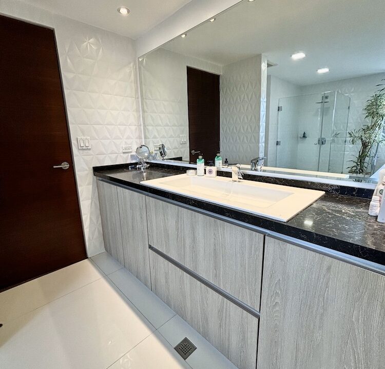 baño principal 2
